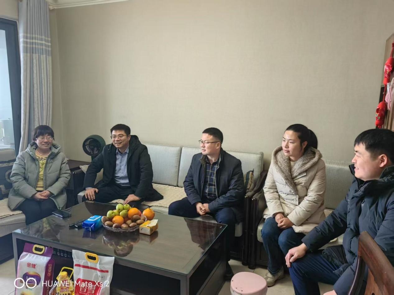 0423949ad4d1476310b1d6756b88162